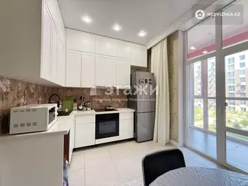 3-комнатная квартира, этаж 4 из 9, 86 м²