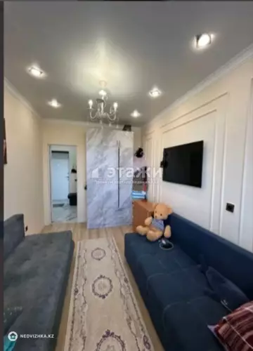 2-комнатная квартира, этаж 3 из 9, 39 м²