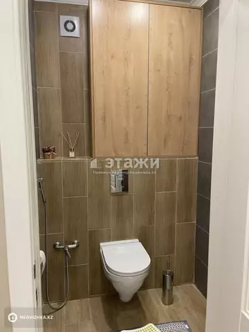 3-комнатная квартира, этаж 8 из 9, 68 м²