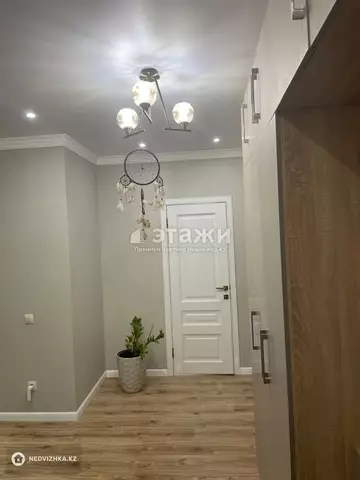 3-комнатная квартира, этаж 8 из 9, 68 м²