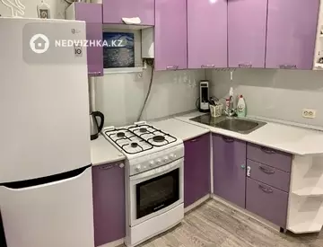 2-комнатная квартира, этаж 2 из 12, 65 м², на длительный срок