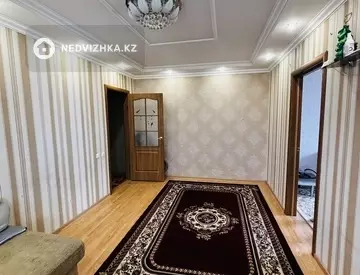 4-комнатная квартира, этаж 5 из 5, 61 м²