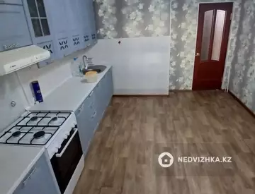 2-комнатная квартира, этаж 4 из 10, 61 м²