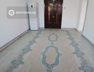 4-комнатная квартира, этаж 2 из 3, 81 м²