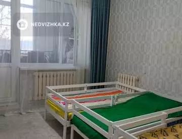 2-комнатная квартира, этаж 3 из 5, 53 м²