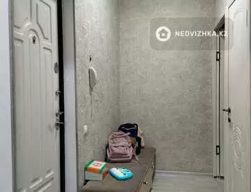 2-комнатная квартира, этаж 3 из 5, 53 м²