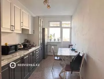 2-комнатная квартира, этаж 1 из 5, 70 м²