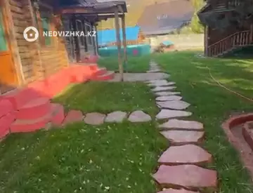 Помещение, этаж 2 из 2, В коттедже, 350 м²