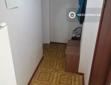 2-комнатная квартира, этаж 3 из 4, 44 м²