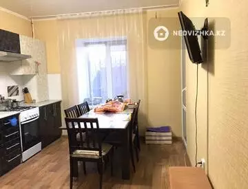 3-комнатная квартира, этаж 1 из 5, 85 м²