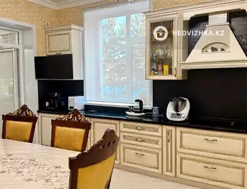 5-комнатный дом, 15 соток, 350 м²
