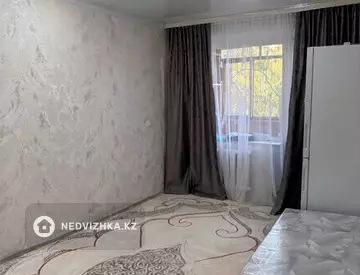 3-комнатная квартира, этаж 2 из 5, 61 м²