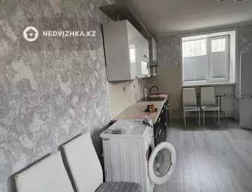 2-комнатная квартира, этаж 1 из 4, 48 м², на длительный срок