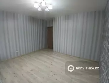 4-комнатная квартира, этаж 2 из 5, 132 м²