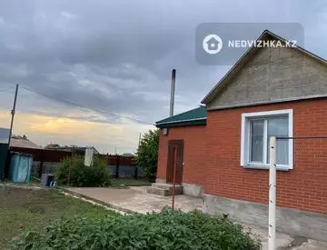 4-комнатный дом, 10 соток, 100 м²