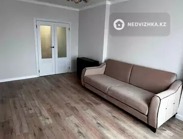 2-комнатная квартира, этаж 4 из 12, 50 м²