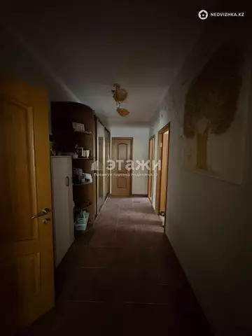 3-комнатная квартира, этаж 1 из 10, 92 м²