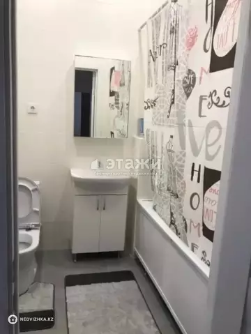 2-комнатная квартира, этаж 4 из 10, 64 м²