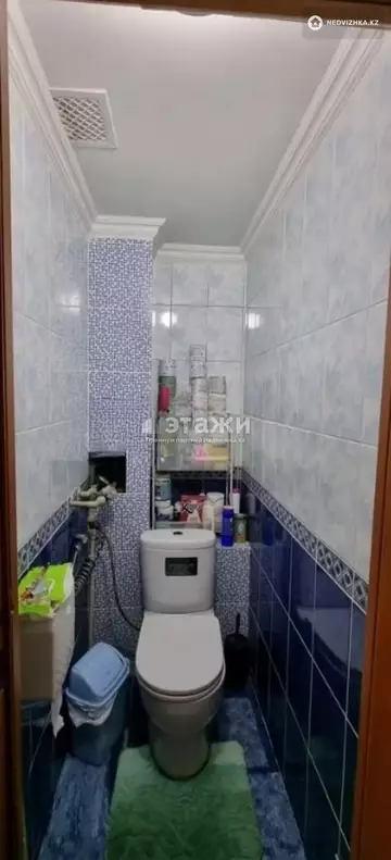 3-комнатная квартира, этаж 4 из 5, 64 м²