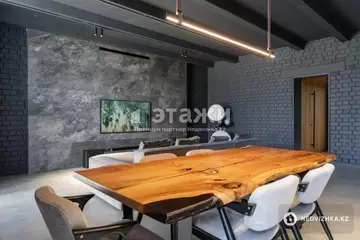 3-комнатная квартира, этаж 2 из 9, 130 м²