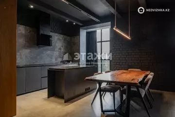 3-комнатная квартира, этаж 2 из 9, 130 м²