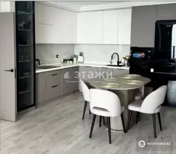 3-комнатная квартира, этаж 23 из 26, 120 м²