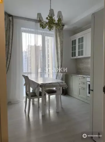 1-комнатная квартира, этаж 7 из 12, 38 м²