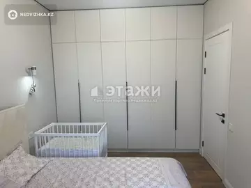 3-комнатная квартира, этаж 9 из 12, 64 м²