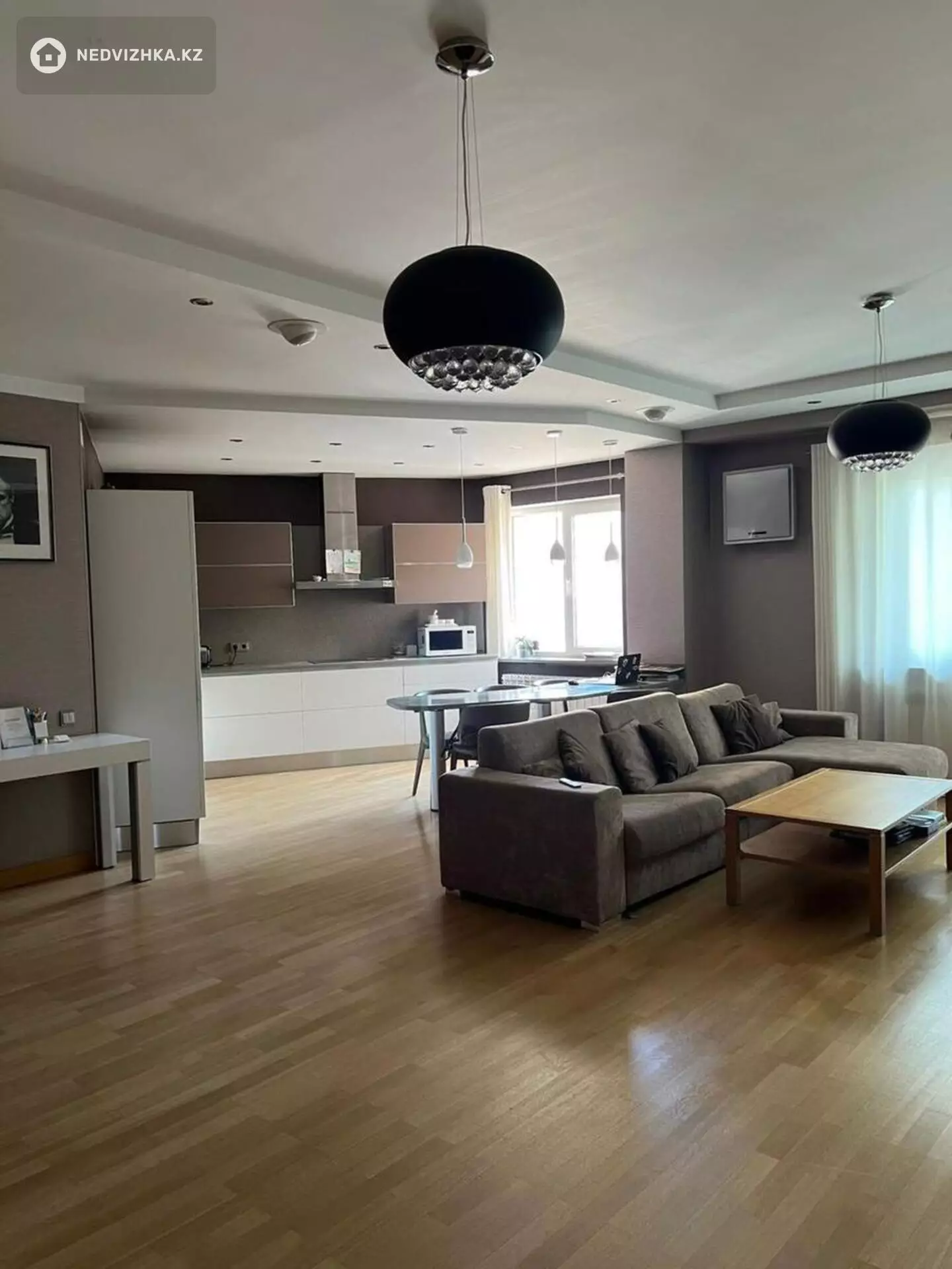 132 м², 3-комнатная квартира, этаж 3 из 18, 132 м², изображение - 1