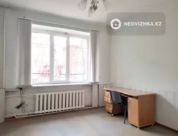 3-комнатная квартира, этаж 1 из 2, 63 м²