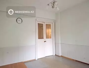 3-комнатная квартира, этаж 1 из 2, 63 м²