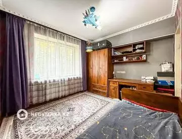 3-комнатная квартира, этаж 3 из 5, 72 м²