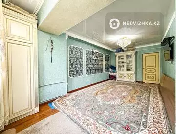 3-комнатная квартира, этаж 3 из 5, 72 м²