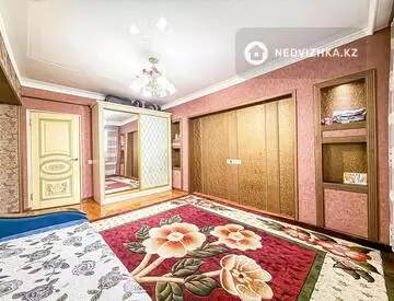 3-комнатная квартира, этаж 3 из 5, 72 м²