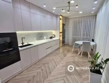 3-комнатная квартира, этаж 4 из 16, 106 м²
