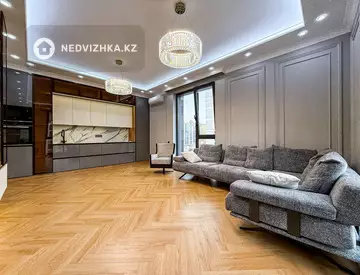 3-комнатная квартира, этаж 9 из 12, 82 м²