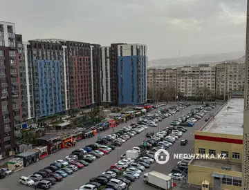 3-комнатная квартира, этаж 9 из 12, 82 м²