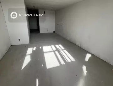 1-комнатная квартира, этаж 17 из 24, 35 м²