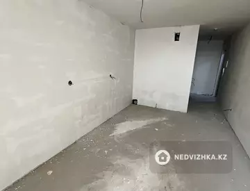 1-комнатная квартира, этаж 17 из 24, 35 м²