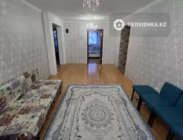 3-комнатная квартира, этаж 6 из 10, 80 м²