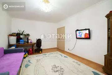 3-комнатная квартира, этаж 4 из 9, 84 м²