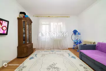 3-комнатная квартира, этаж 4 из 9, 84 м²