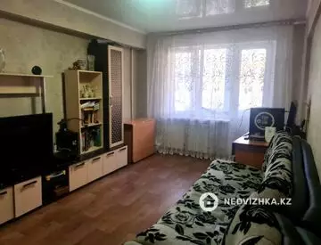 3-комнатная квартира, этаж 3 из 5, 72 м²