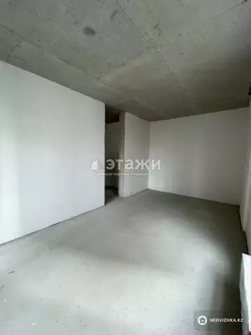 2-комнатная квартира, этаж 1 из 17, 65 м²