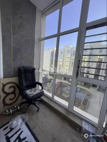 3-комнатная квартира, этаж 5 из 8, 81 м²