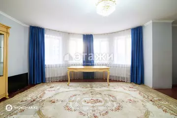 3-комнатная квартира, этаж 2 из 9, 106 м²