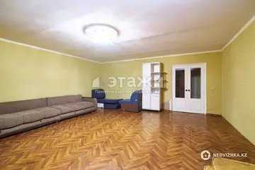 3-комнатная квартира, этаж 5 из 5, 92 м²
