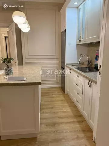 2-комнатная квартира, этаж 7 из 12, 48 м²