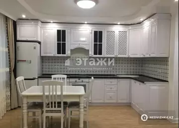 2-комнатная квартира, этаж 21 из 22, 52 м²