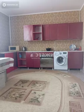 1-комнатная квартира, этаж 3 из 10, 52 м²